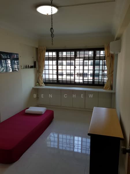 362 Tampines Street 34 photo 4
