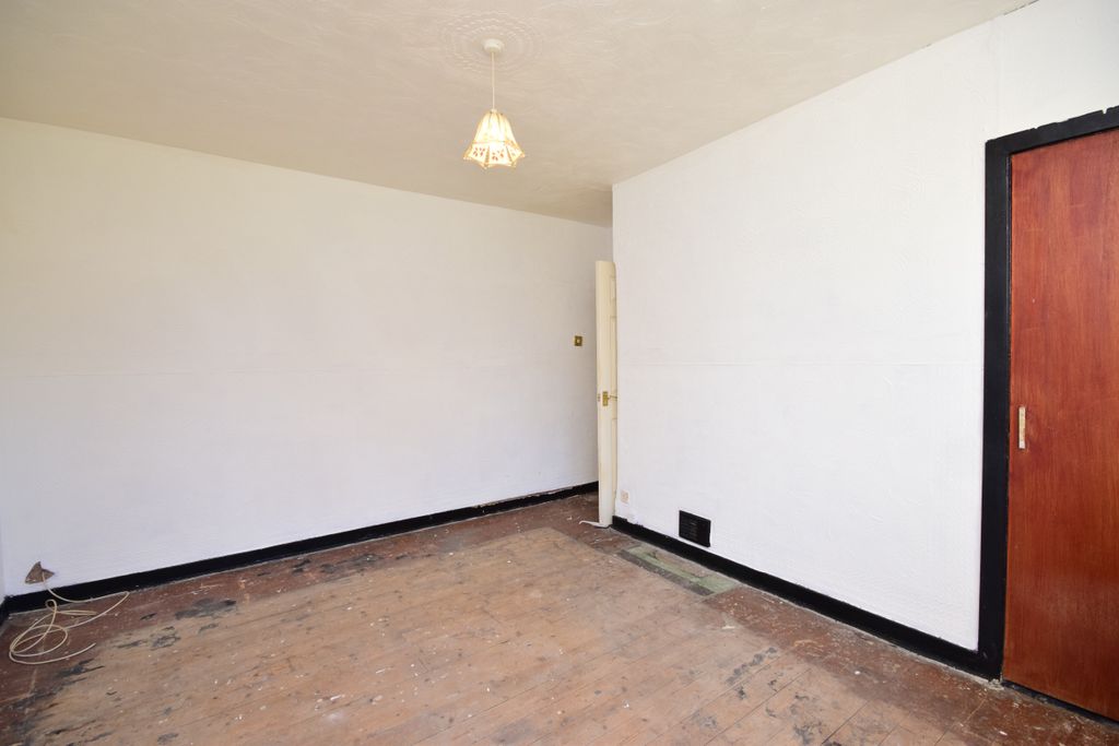 Additional image 8 of 2 bed flat for saleStirling Street, Kirkwood, Coatbridge ML5