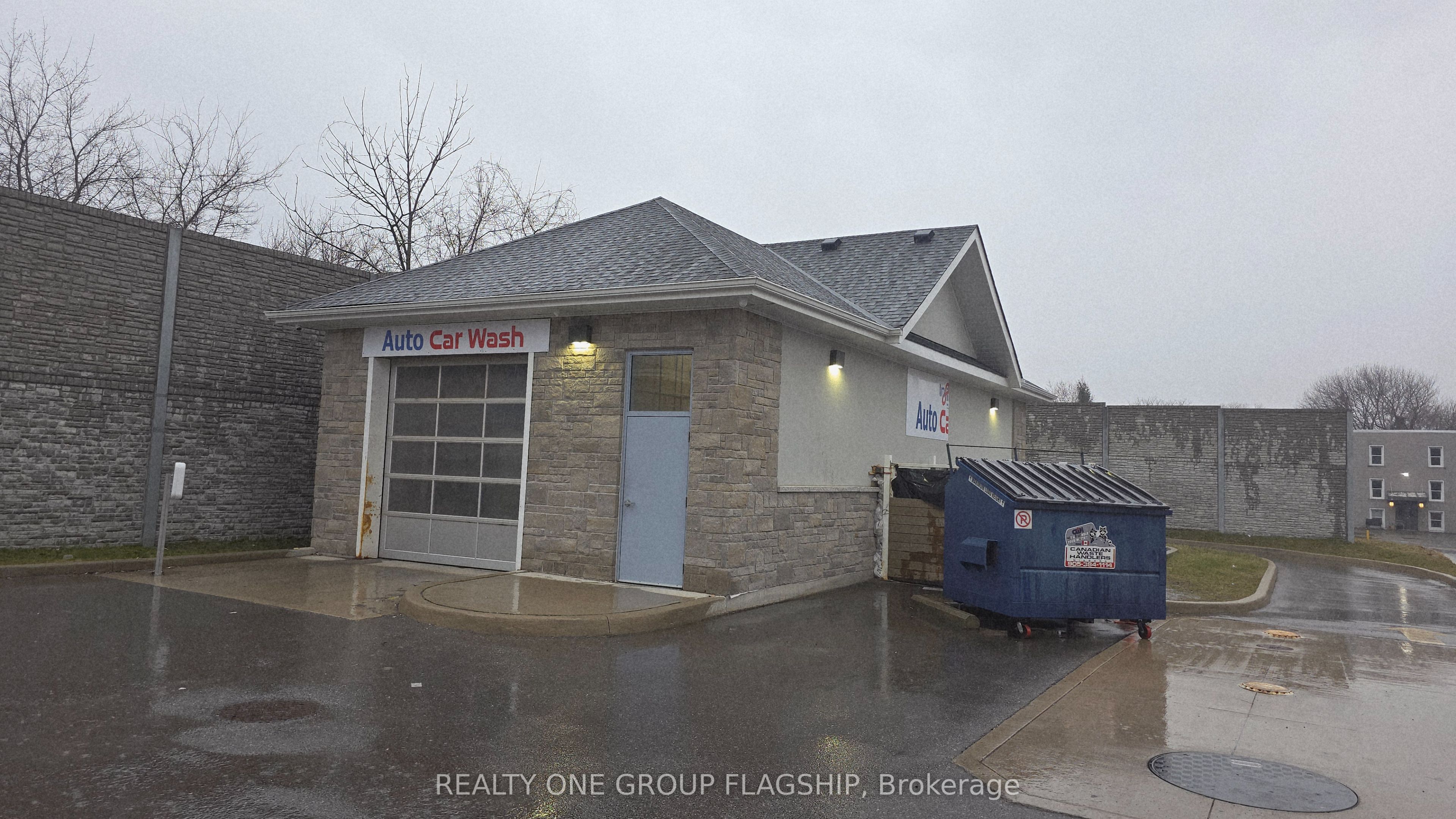 Additional image 4 of Car Wash Bld-4861 Victoria Avenue, Niagara Falls, ON, L2E 4C5