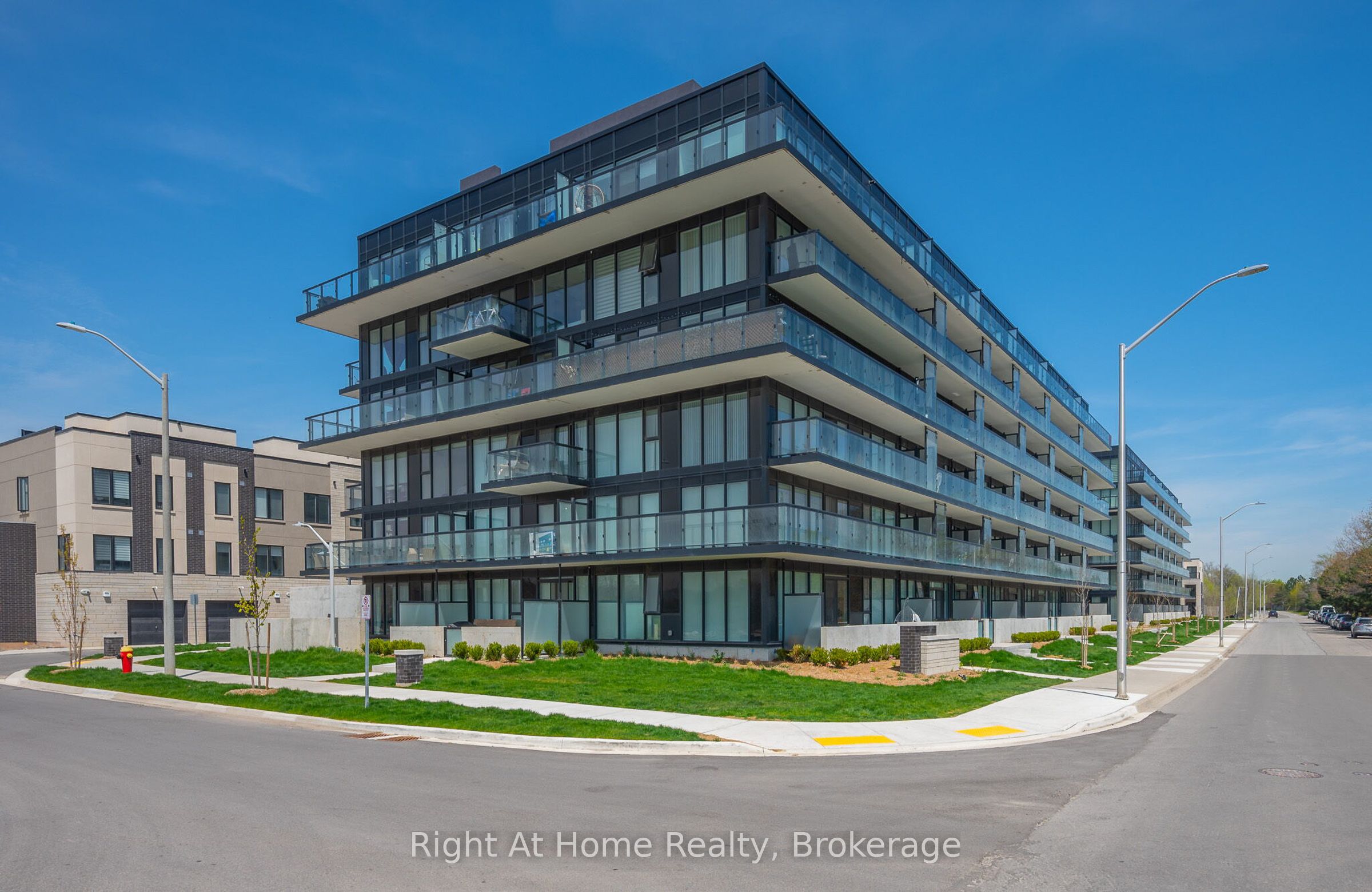 Additional image 4 of B426-1119 Cooke Boulevard, Burlington, ON, L7T 0C7