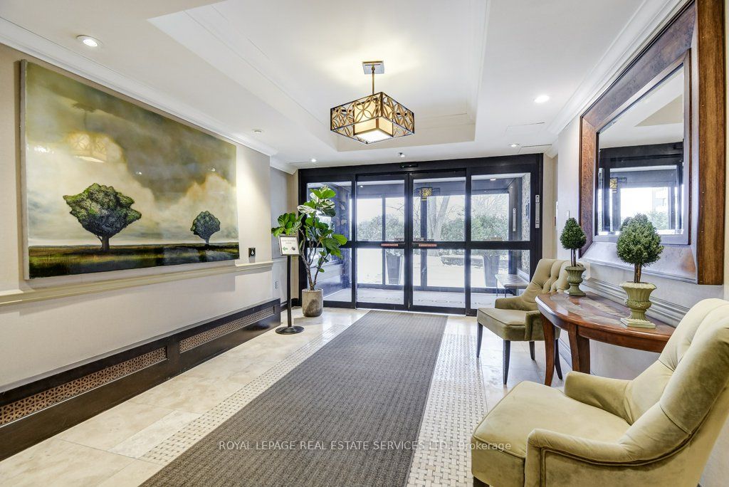 Additional image 6 of 404-212 Kerr Street, Oakville, ON, L6K 3B1