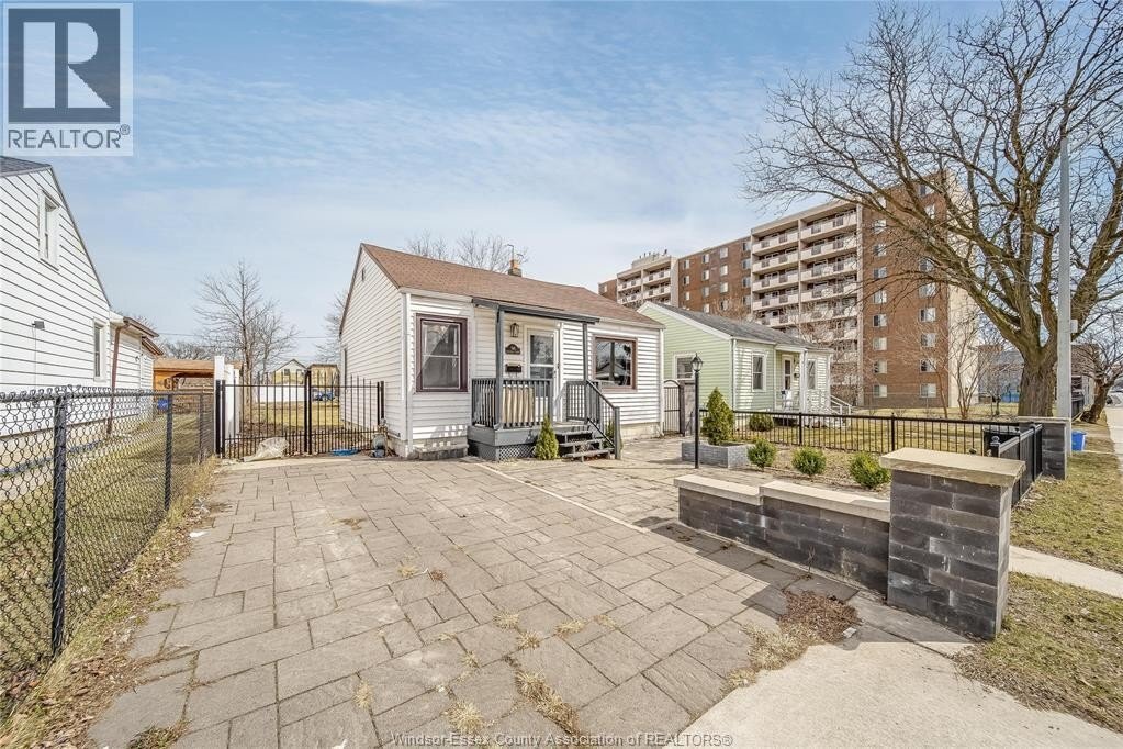 Additional image 8 of 744 Mcdougall Street, Windsor, ON, N9A1L8