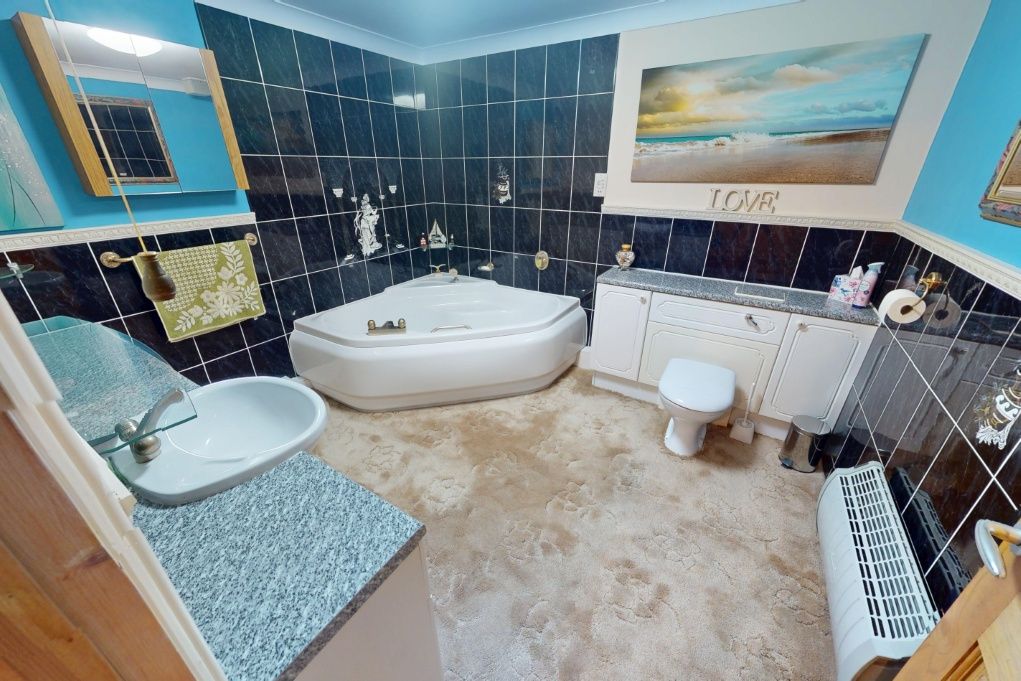 Additional image 15 of 3 bed flat for saleSwonnells Walk, Oulton Broad NR32