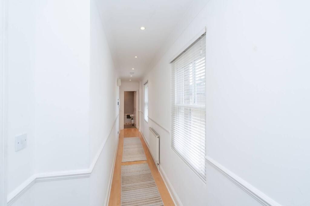 Additional image 8 of 1 bed flat for saleMallard Road, Abbots Langley WD5
