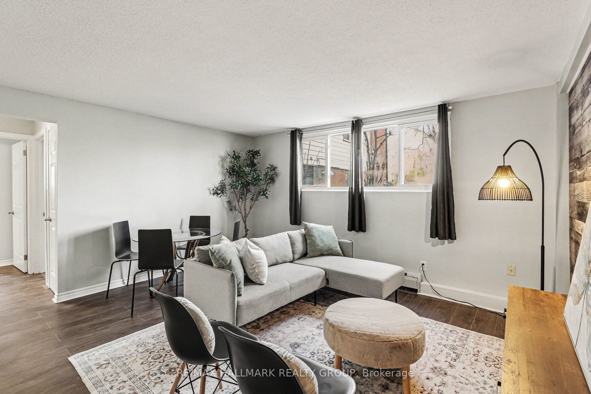 Additional image 3 of 2-898 Elmsmere Road, Ottawa, ON, K1J 7T6