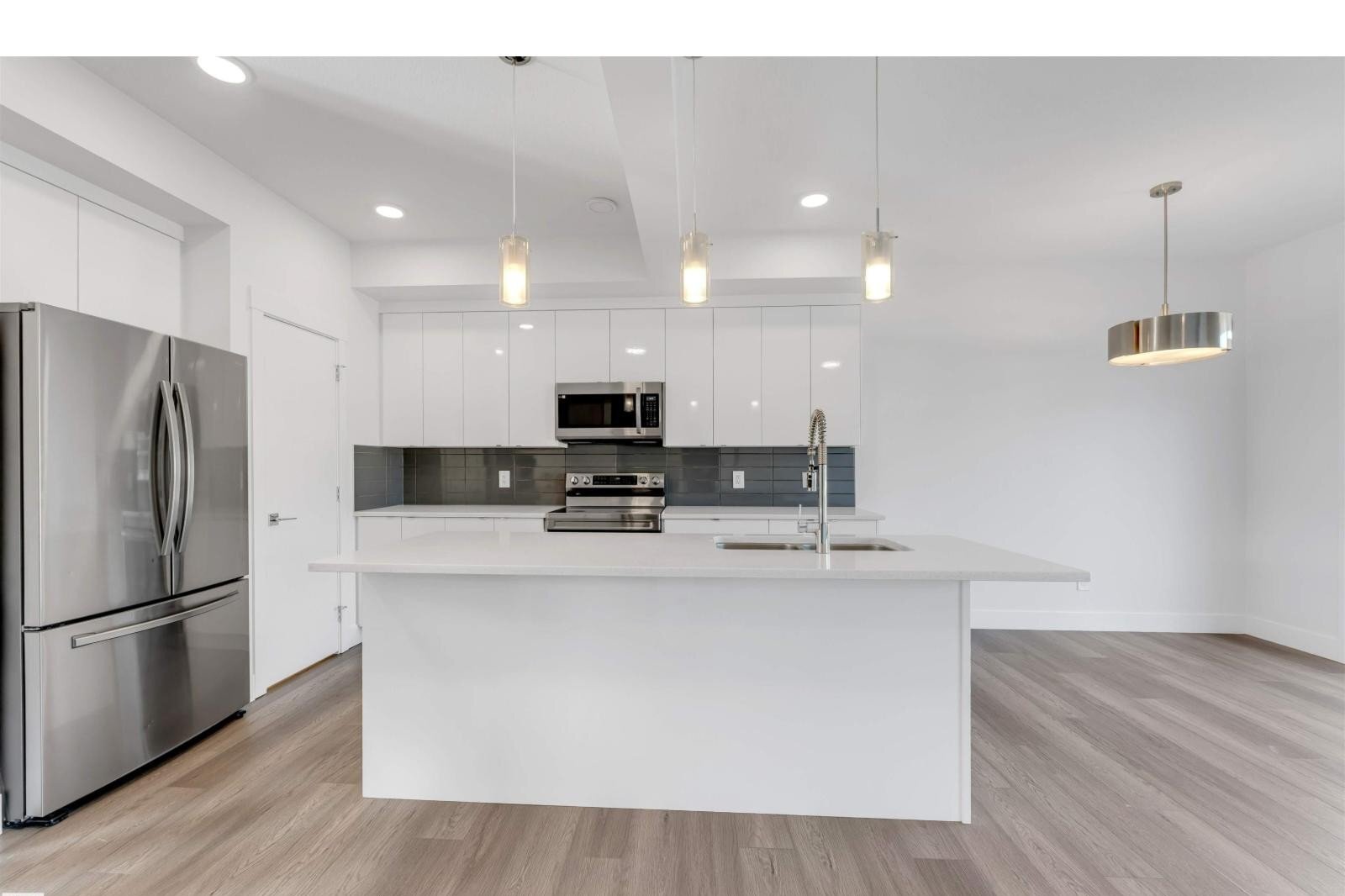 Additional image 8 of 1663 Cavanagh Boulevard SW, Edmonton, AB, T6W5B1