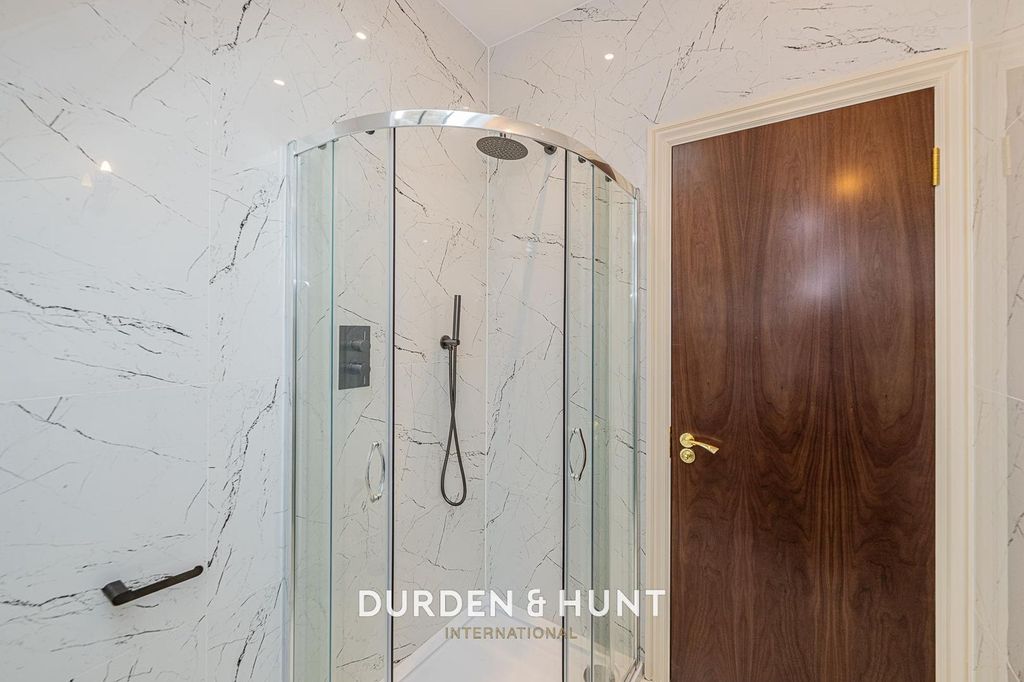 Additional image 39 of 5 bed semi-detached house for salePalmerston Road, Buckhurst Hill IG9