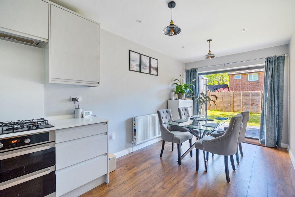 Additional image 3 of 2 bed detached house for saleHawkswell Close, Woking GU21