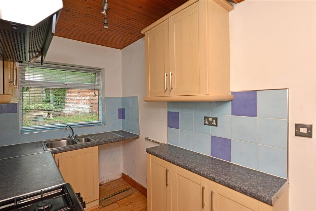 Additional image 6 of 3 bed semi-detached house for saleLynwood Crescent, Leeds LS12