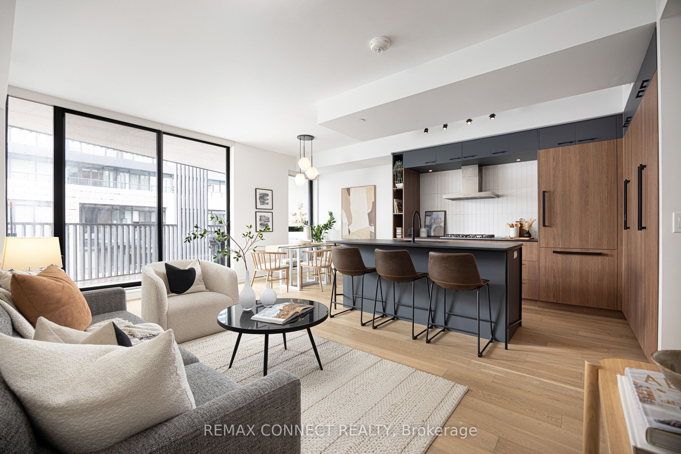 Additional image 3 of 402-41 Dovercourt Road, Toronto, ON, M6J 0G6