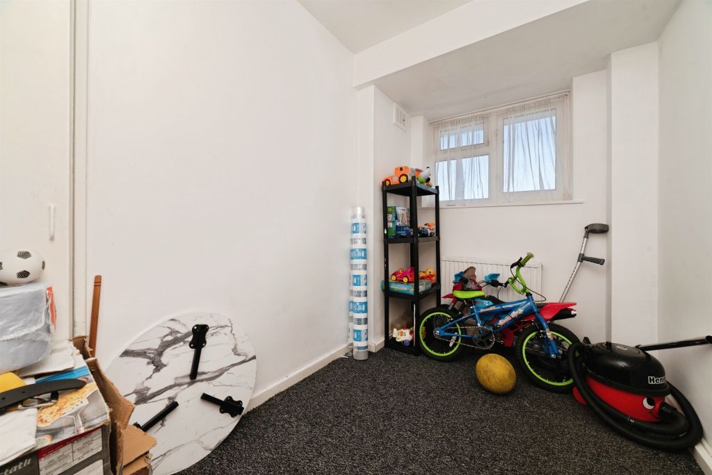 Additional image 9 of 3 bed flat for salePorter Street, Hull HU1
