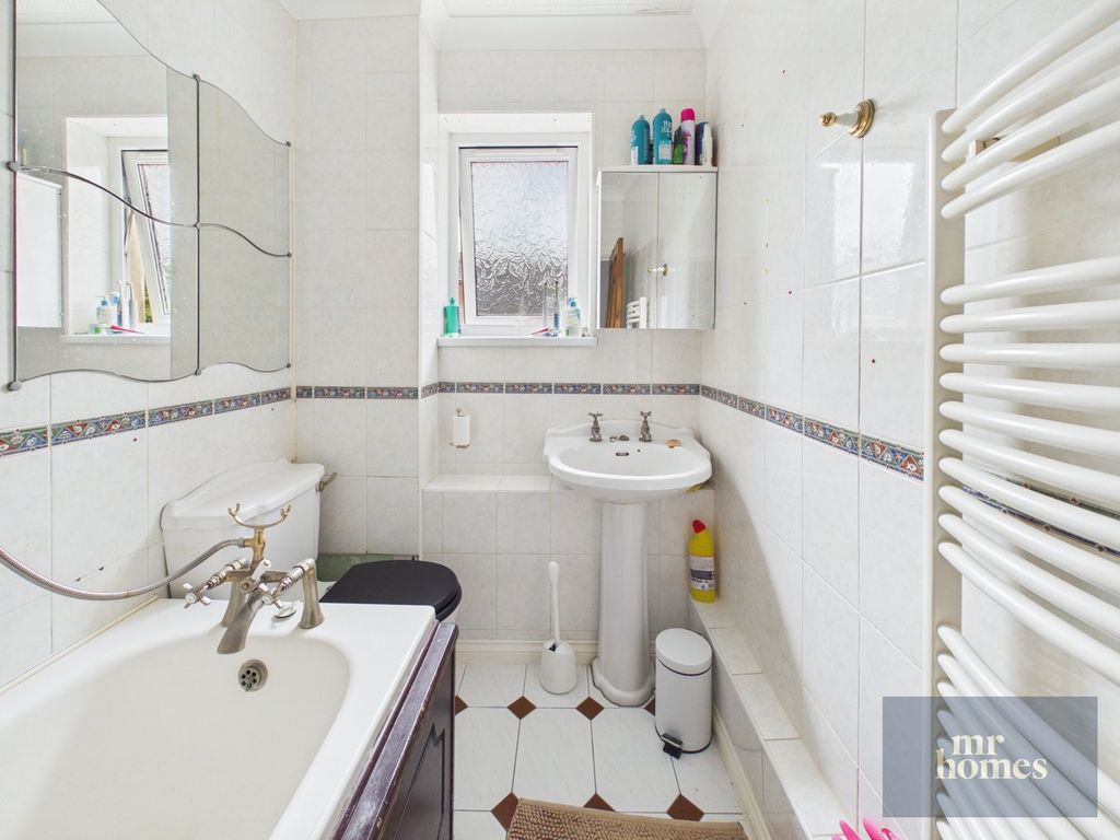 Additional image 6 of 3 bed flat for saleBeechley Drive, Fairwater, Cardiff CF5