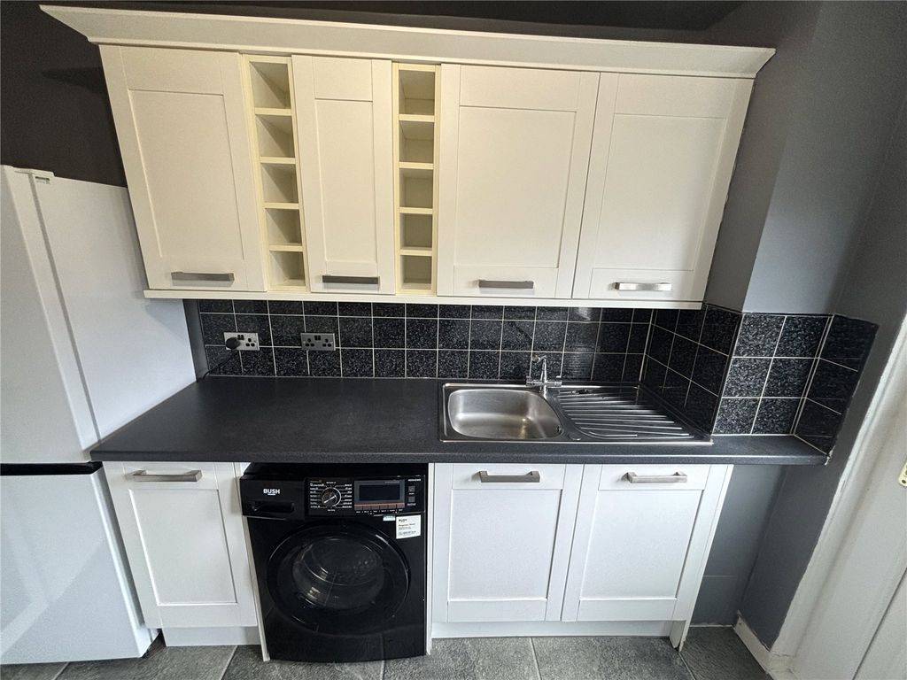 Additional image 5 of 2 bed flat for saleTolsta Crescent, Polmont, Falkirk, Stirlingshire FK2