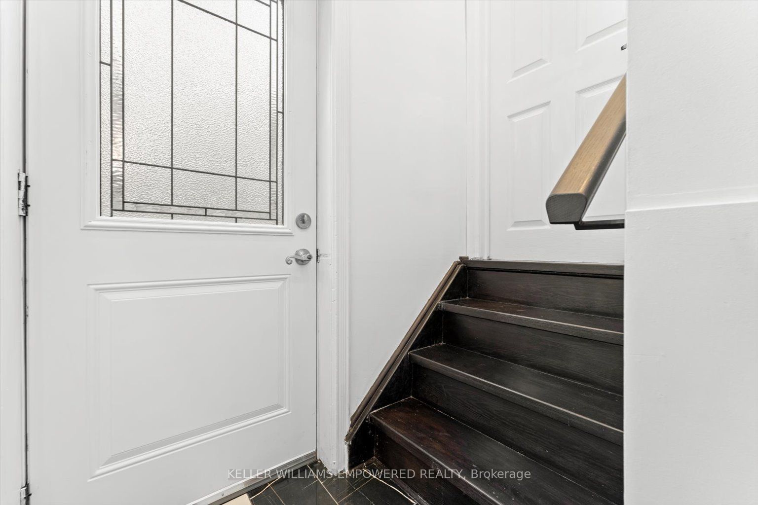 Additional image 4 of Lower 1-65 Murray Drive, Aurora, ON, L4G 2C2