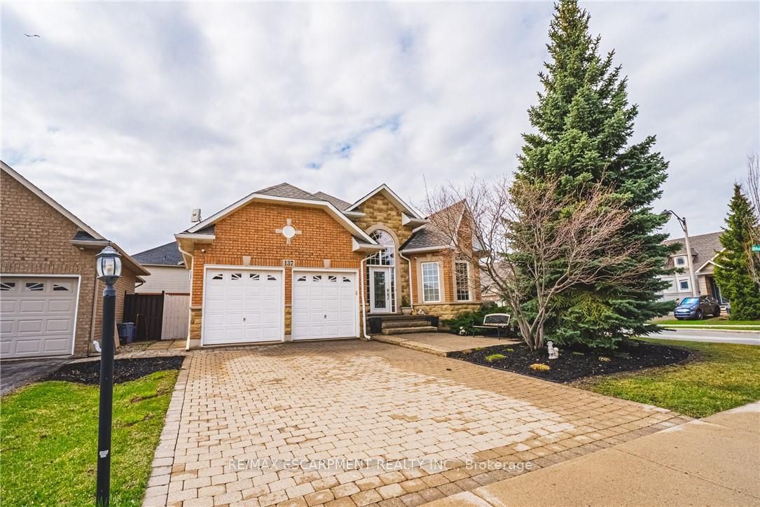 137 Pinehill Drive, Hamilton, ON, L0R 1P0