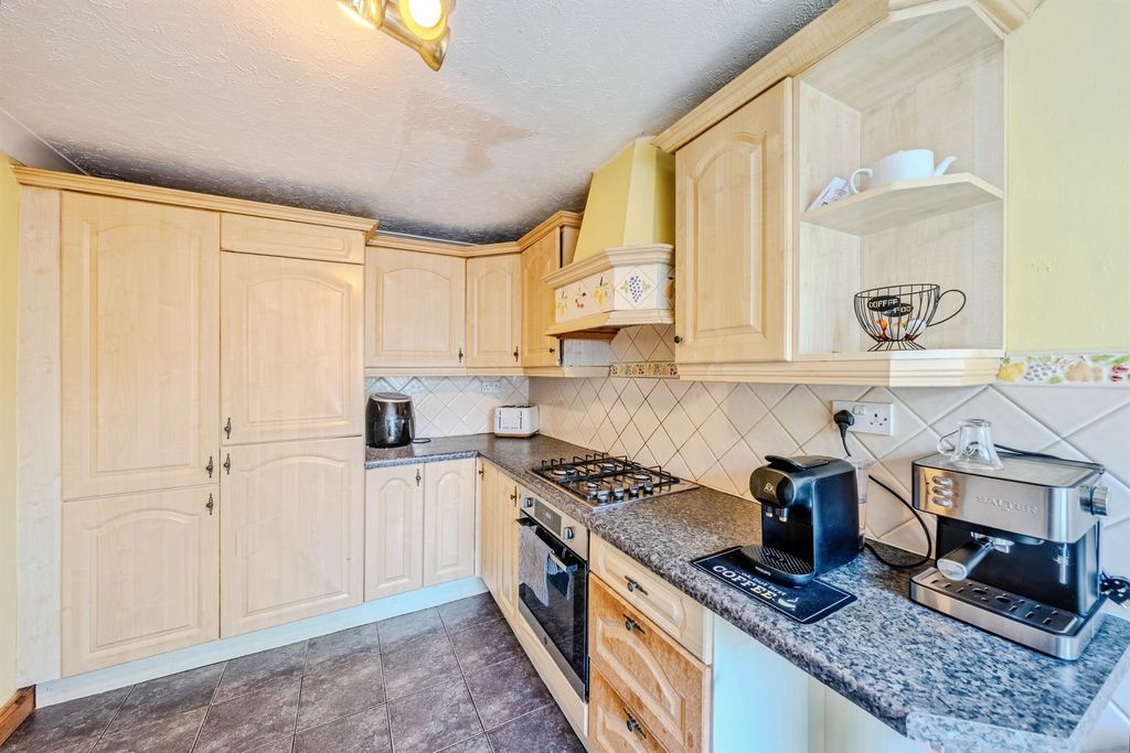 Additional image 14 of 6 bed detached house for salePlover Crescent, Caldicot NP26