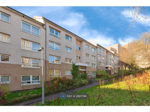 St Mungo Avenue, Glasgow G4