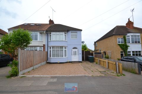 Wainbody Avenue South, Finham CV3