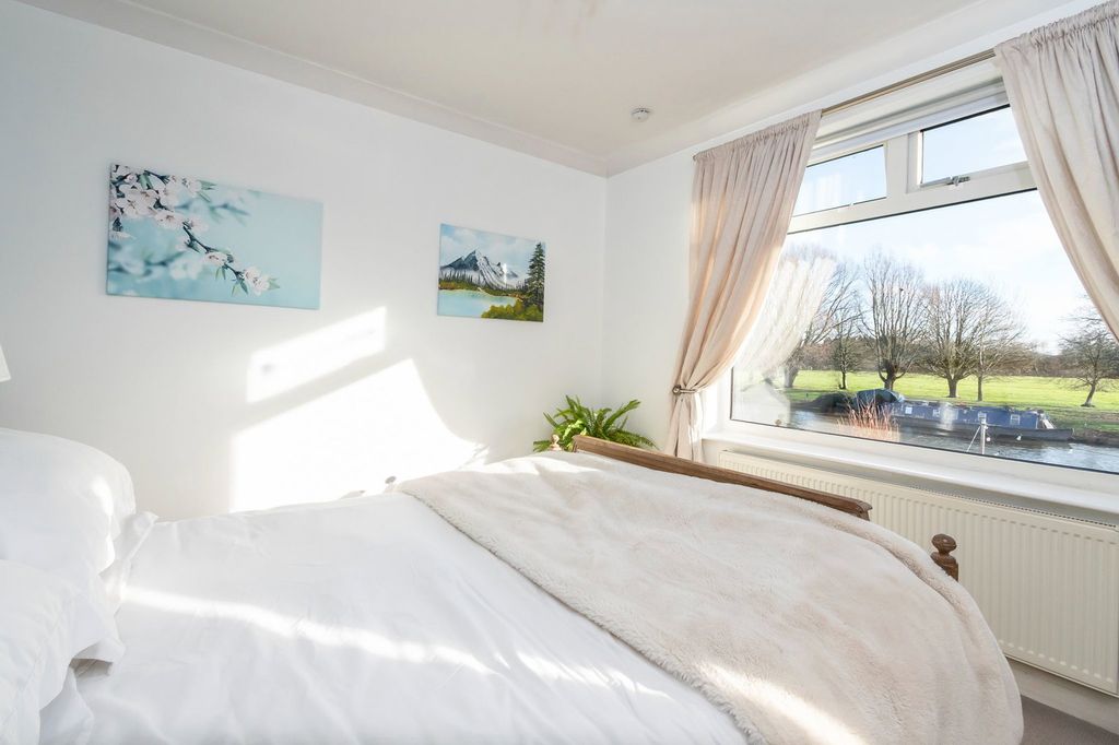 Additional image 21 of 4 bed detached house for saleFen Road, Cambridge CB4