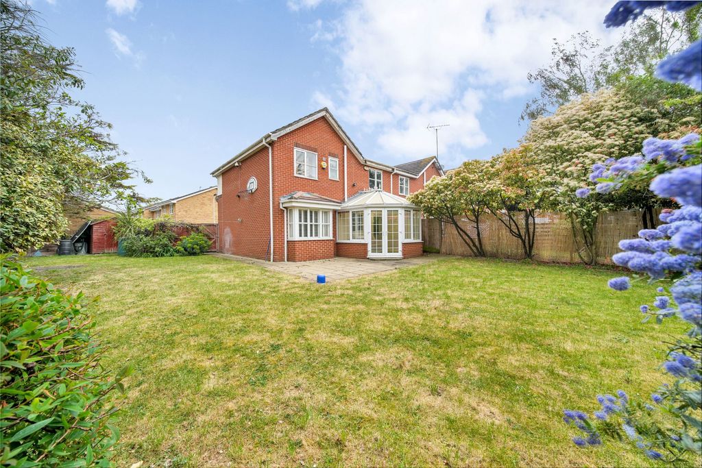Additional image 2 of 3 bed end terrace house for salePayne Close, Barking IG11