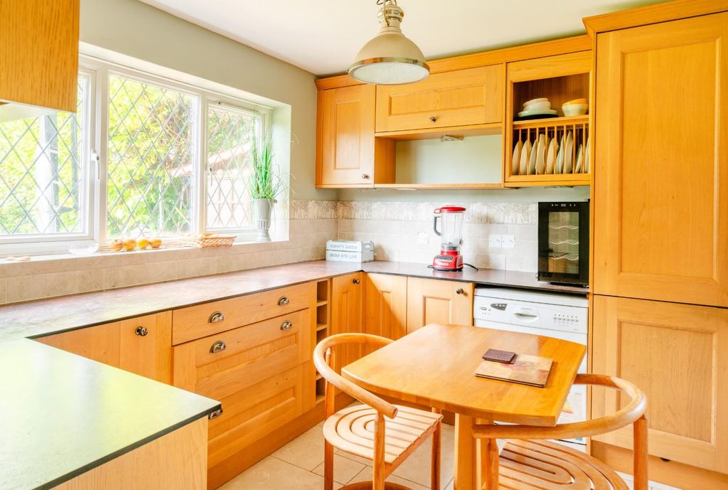 Additional image 31 of 5 bed detached house for saleMidsummer Hill, Kennington, Ashford TN24