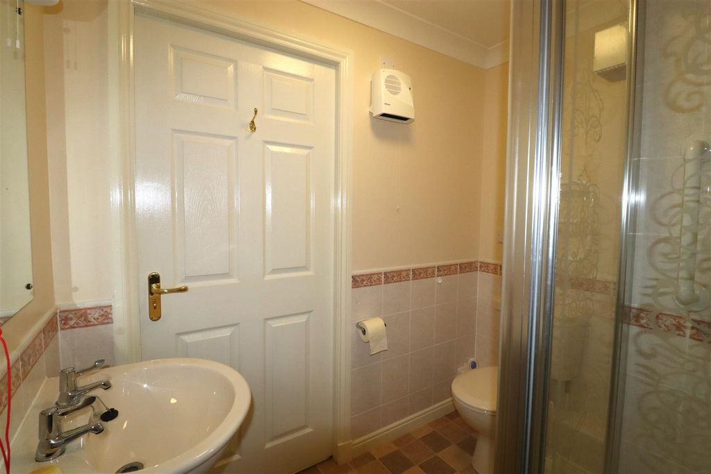 Additional image 13 of 2 bed flat for sale8 Royal Ness Court, Ness Walk, Inverness IV3