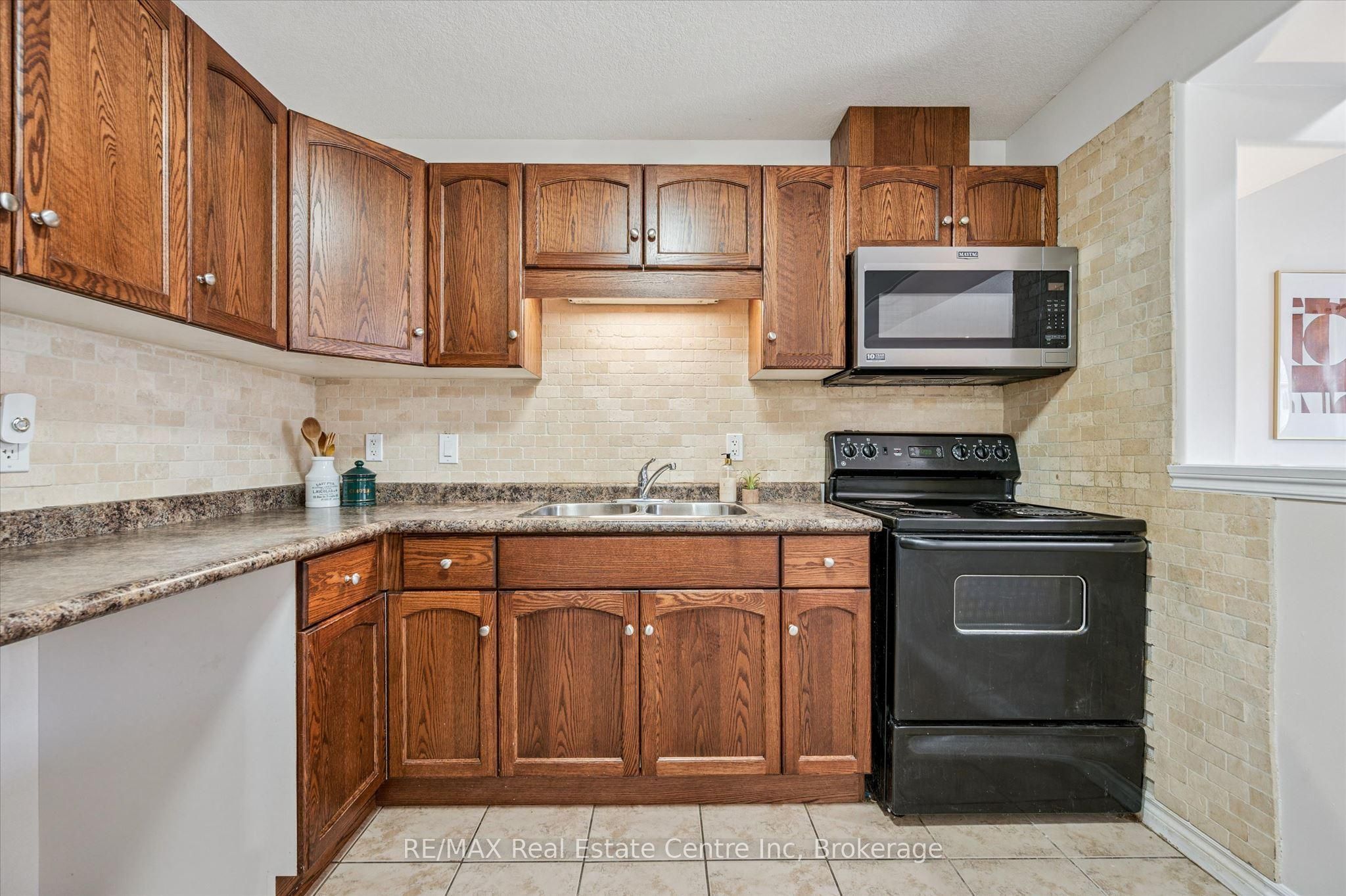 Additional image 4 of 93 Washburn Drive, Guelph, ON, N1E 0B3