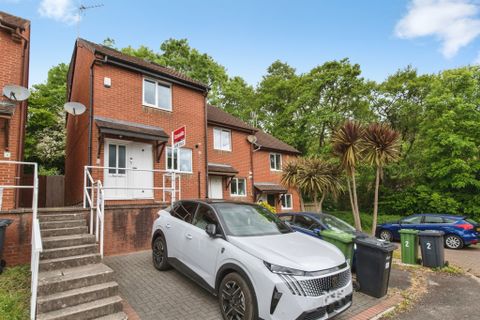 Poppy Close, Exeter EX4