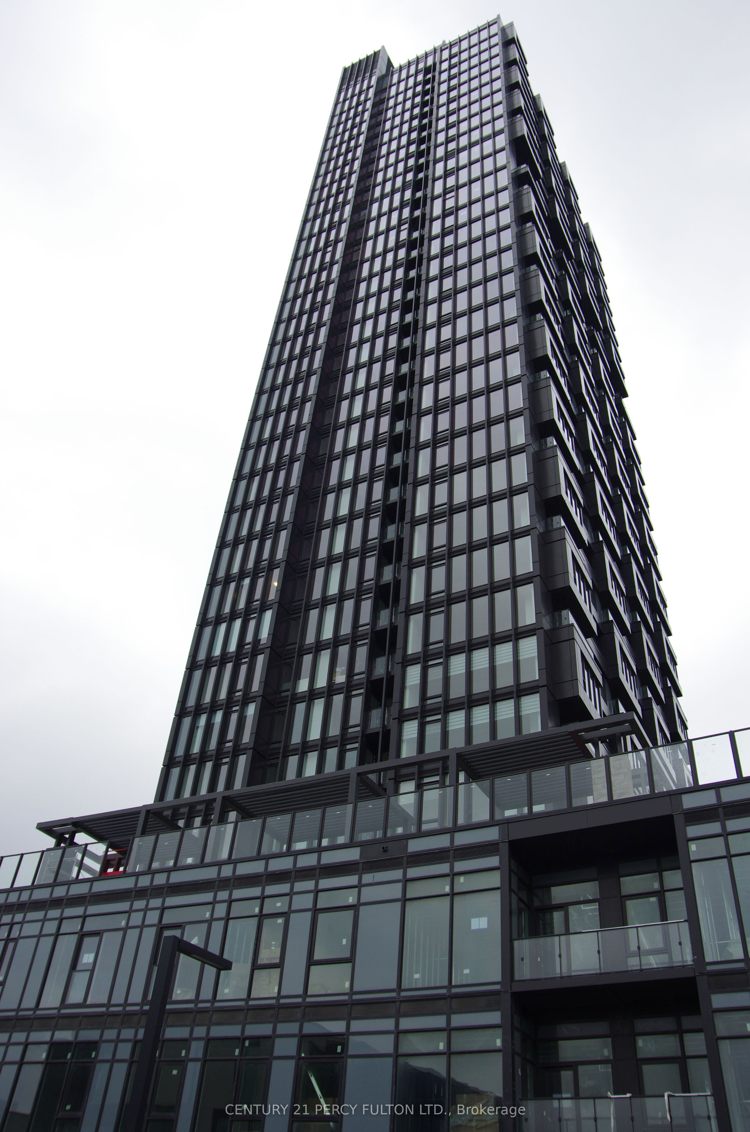 601-5 Quarrington Lane, Toronto, ON, M3C 0S4
