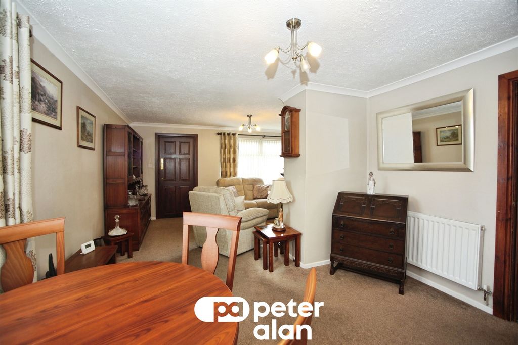 Additional image 7 of 3 bed semi-detached house for saleSpringfield Court, Pontllanfraith, Blackwood NP12