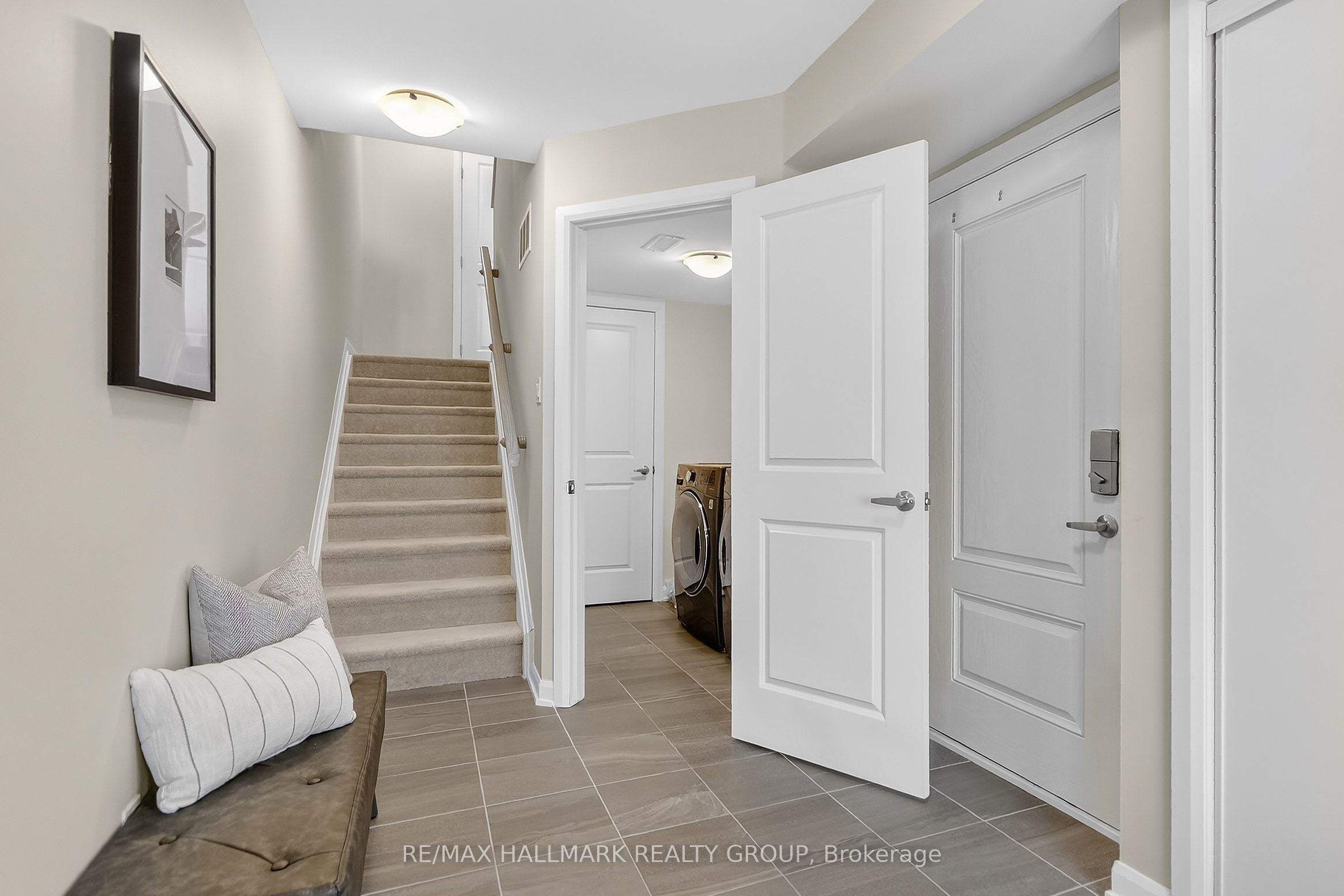 Additional image 4 of 58 Teelin Circle, Ottawa, ON, K2J 6T9
