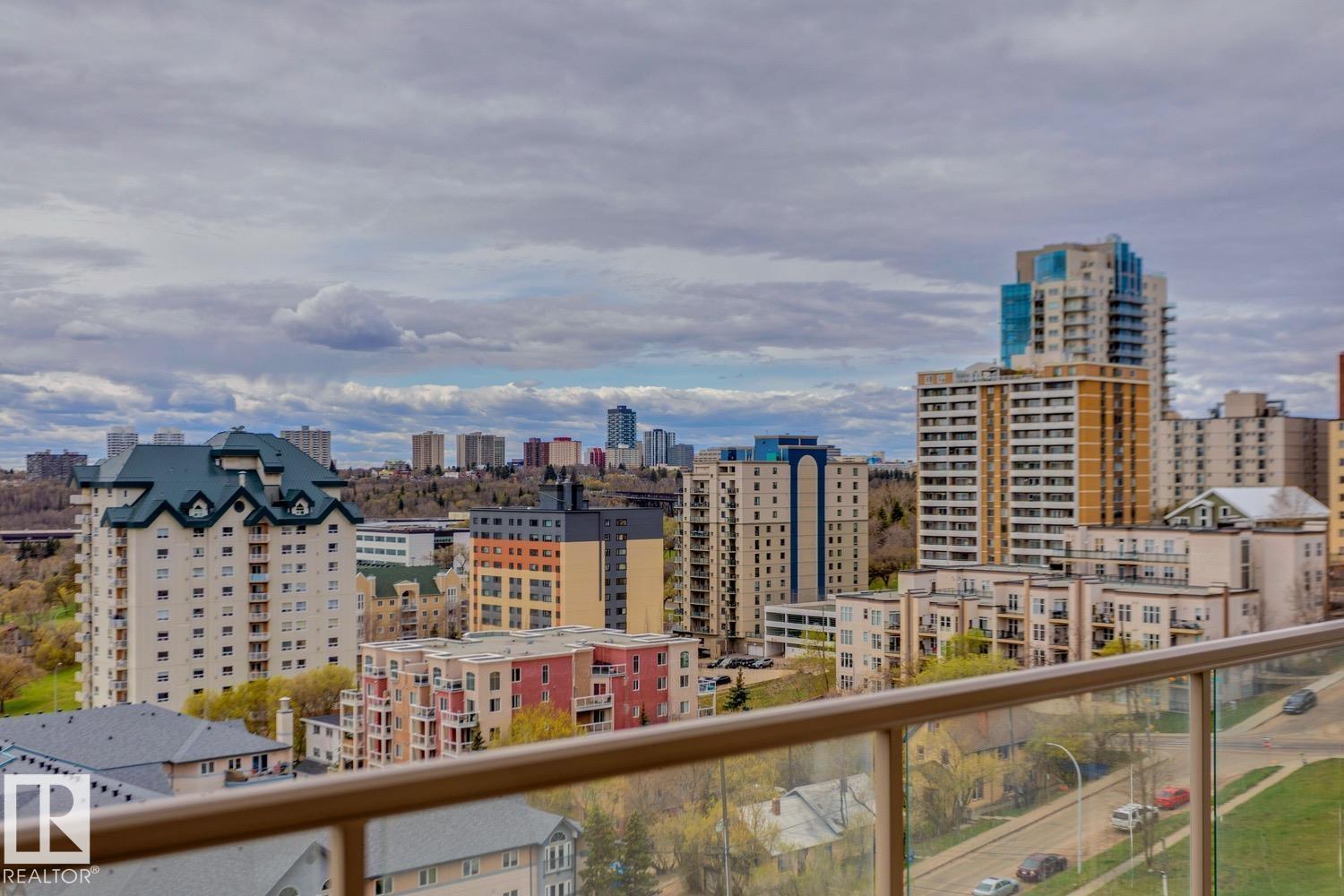 906-9819 104 Street NW, Edmonton, AB, T5K0Y8