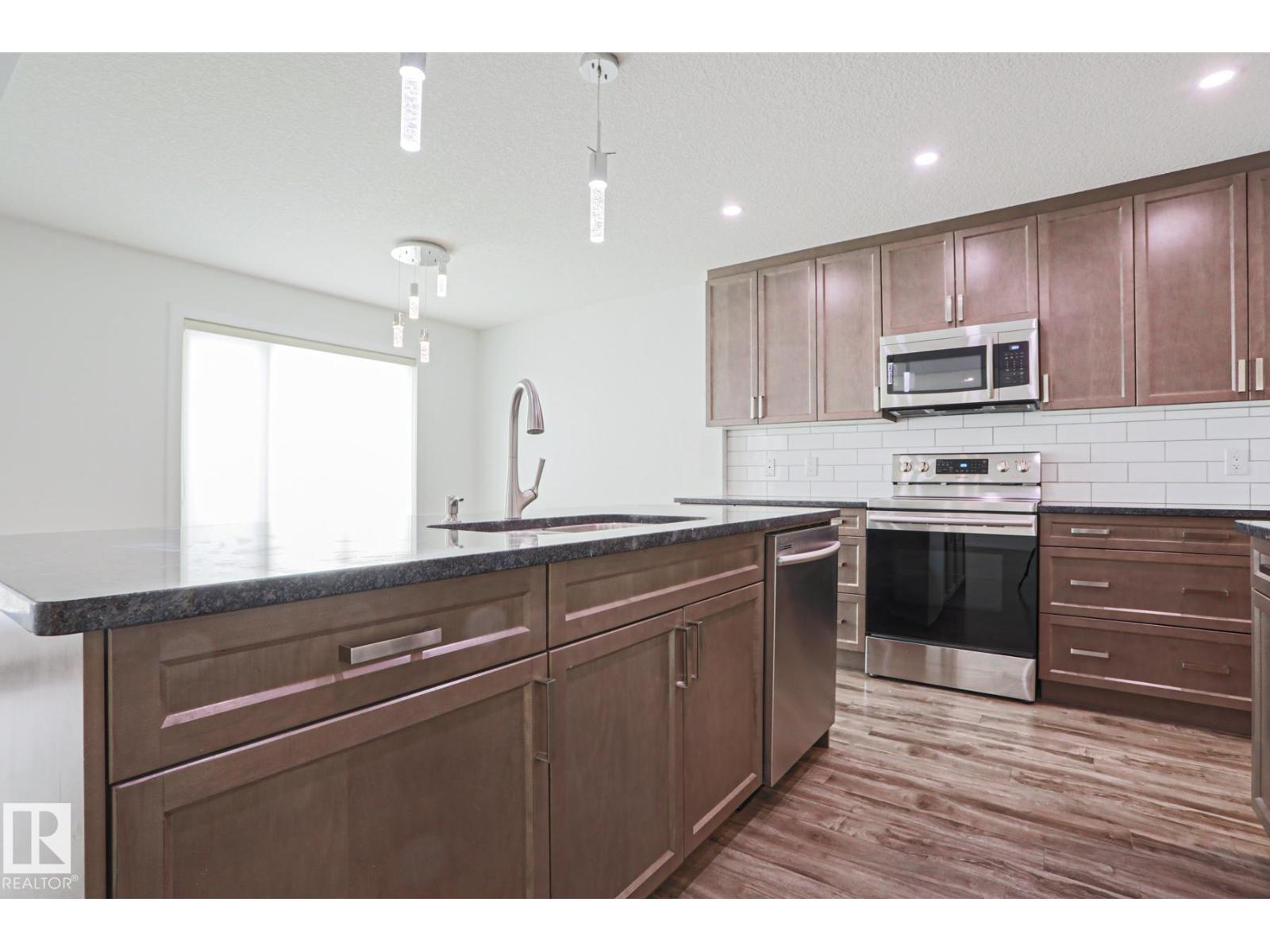 Additional image 4 of 2587 Pegasus Boulevard NW, Edmonton, AB, T5E6R1