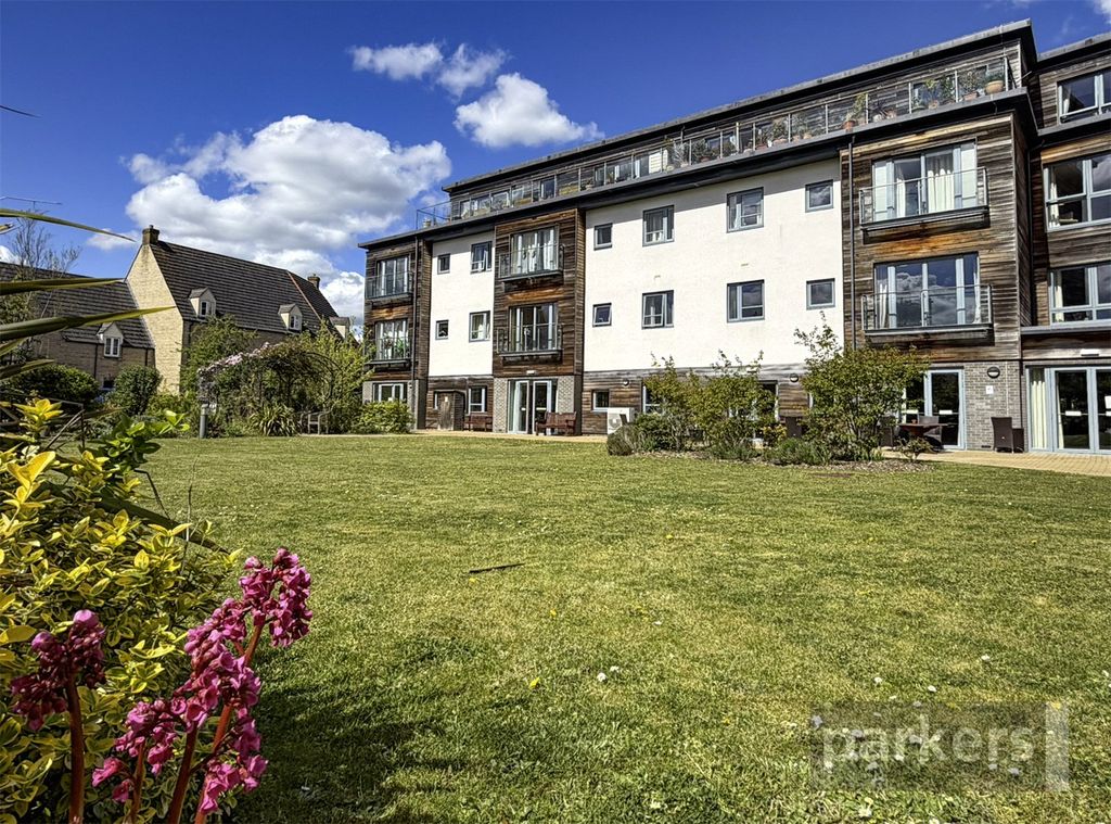 Additional image 11 of 2 bed flat for saleButtercross Lane, Witney, Oxfordshire OX28