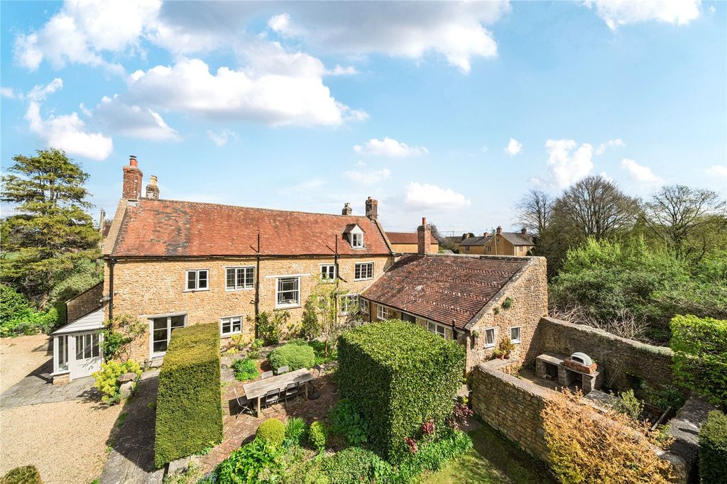6 bed detached house for saleHigher Ansford, Castle Cary, Somerset BA7