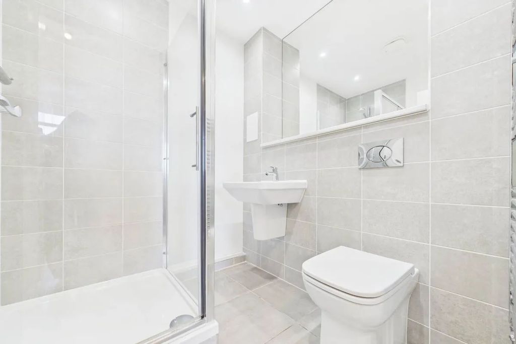 Additional image 8 of 2 bed flat for saleDalnair Castle Apartments, Dalnair Castle, Dalnair Estate, Croftamie, Stirling G63