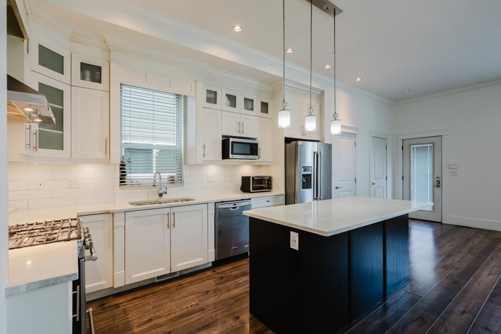 Additional image 3 of 19555 72 Avenue, Surrey, BC, V4N 3E8