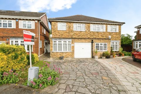 Ingleglen, Hornchurch RM11