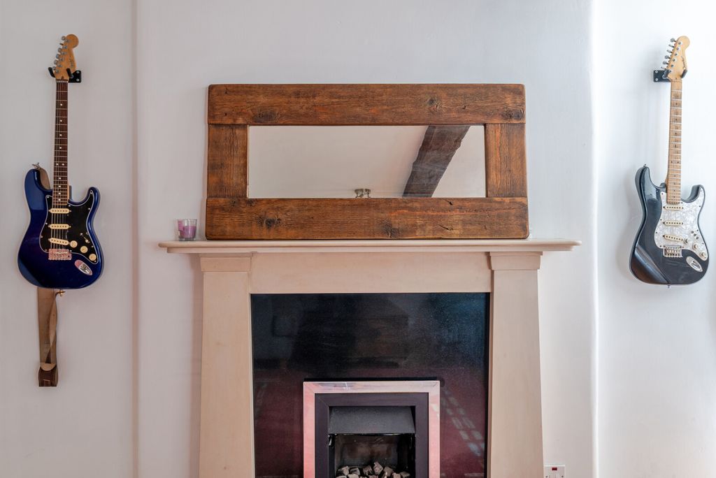 Additional image 21 of 3 bed semi-detached house for saleHatch Farm Mews, Addlestone KT15