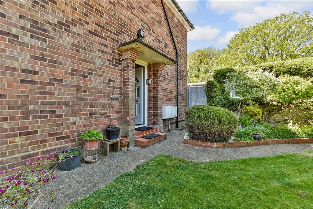 Additional image 3 of 2 bed maisonette for saleRidge Close, Strood Green, Betchworth, Surrey RH3