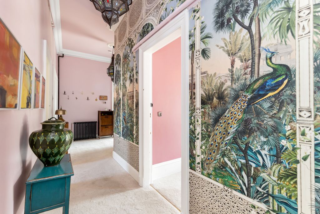 Additional image 19 of 4 bed flat for sale6 (2F1), Cambridge Street, West End, Edinburgh EH1