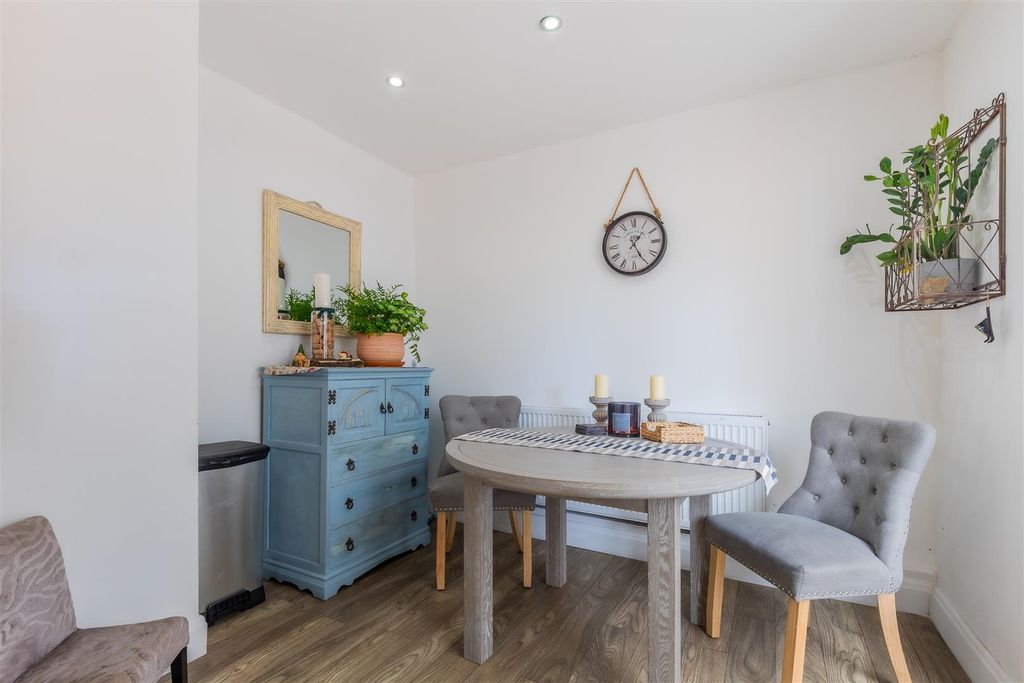 Additional image 5 of 3 bed property for saleHeol Carnau, Ely, Cardiff CF5