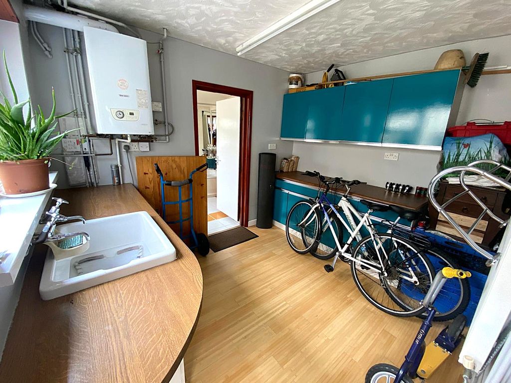 Additional image 12 of 4 bed terraced house for saleCorporation Road, Cardiff CF11