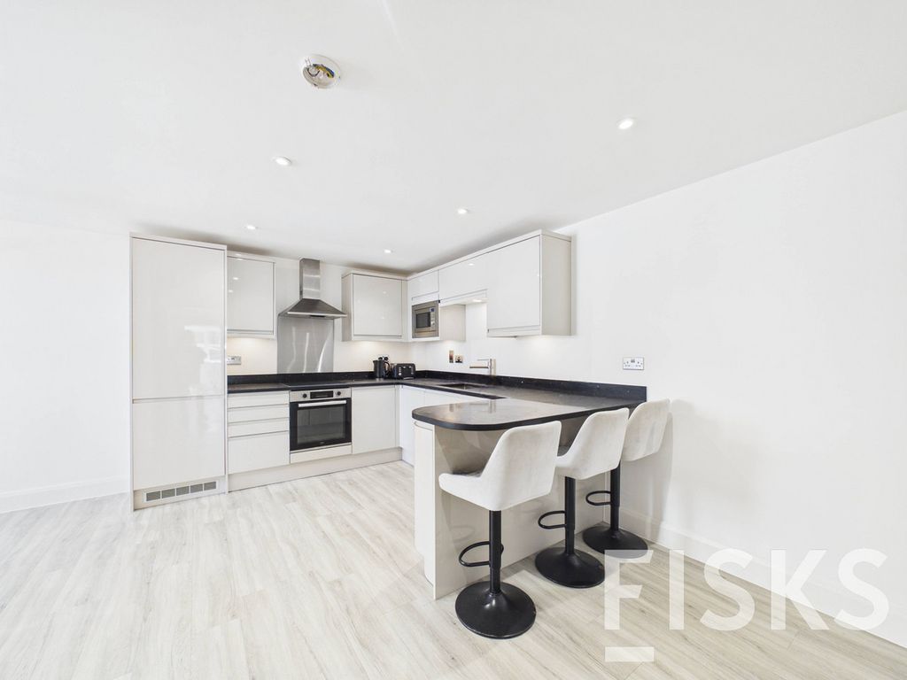 2 bed flat for saleLondon Road, Benfleet SS7