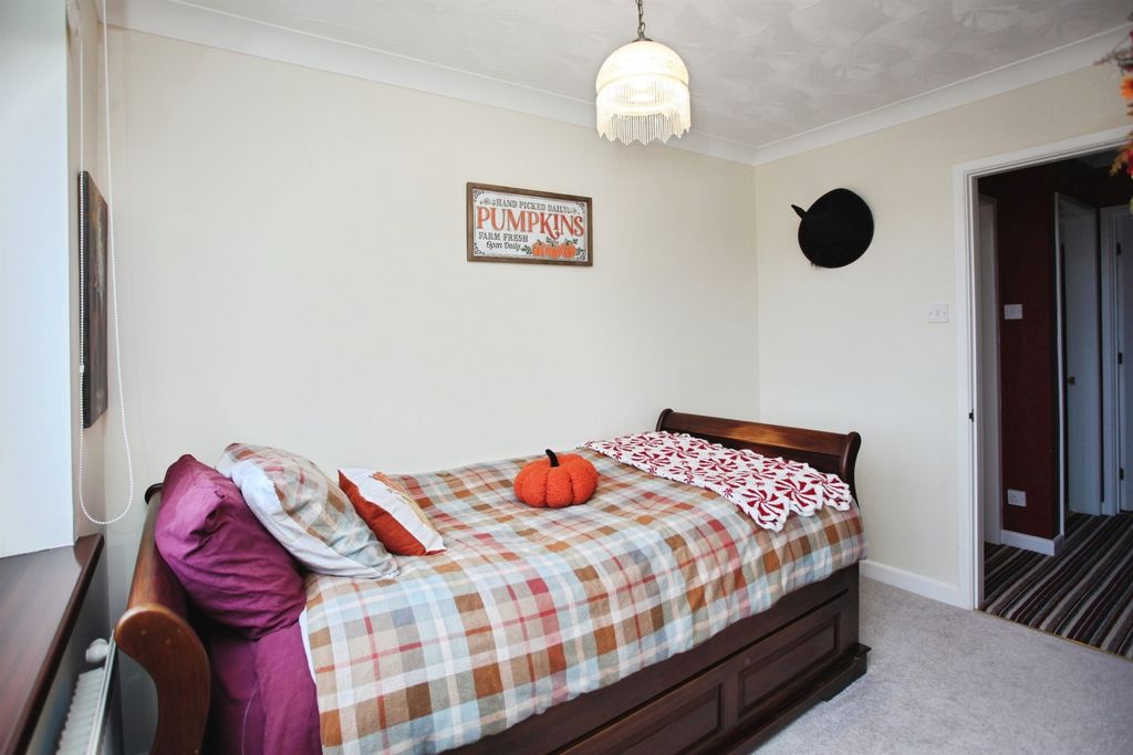 Additional image 18 of 4 bed detached house for saleCemaes Road, Crumlin, Newport NP11