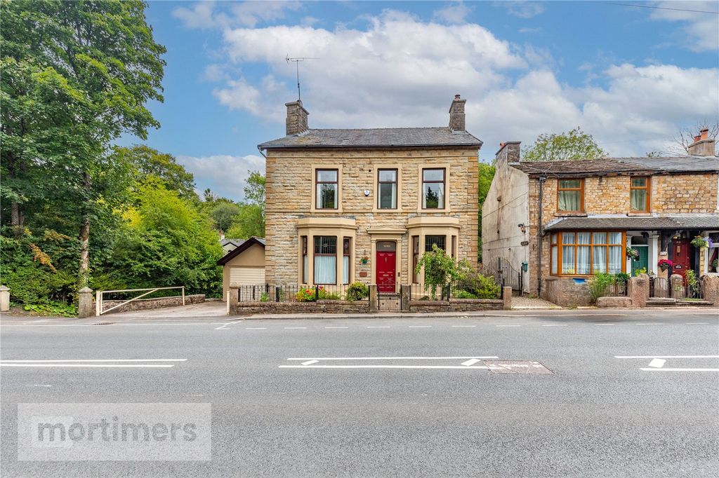 5 bed detached house for saleWhalley New Road, Wilpshire, Blackburn, Lancashire BB1