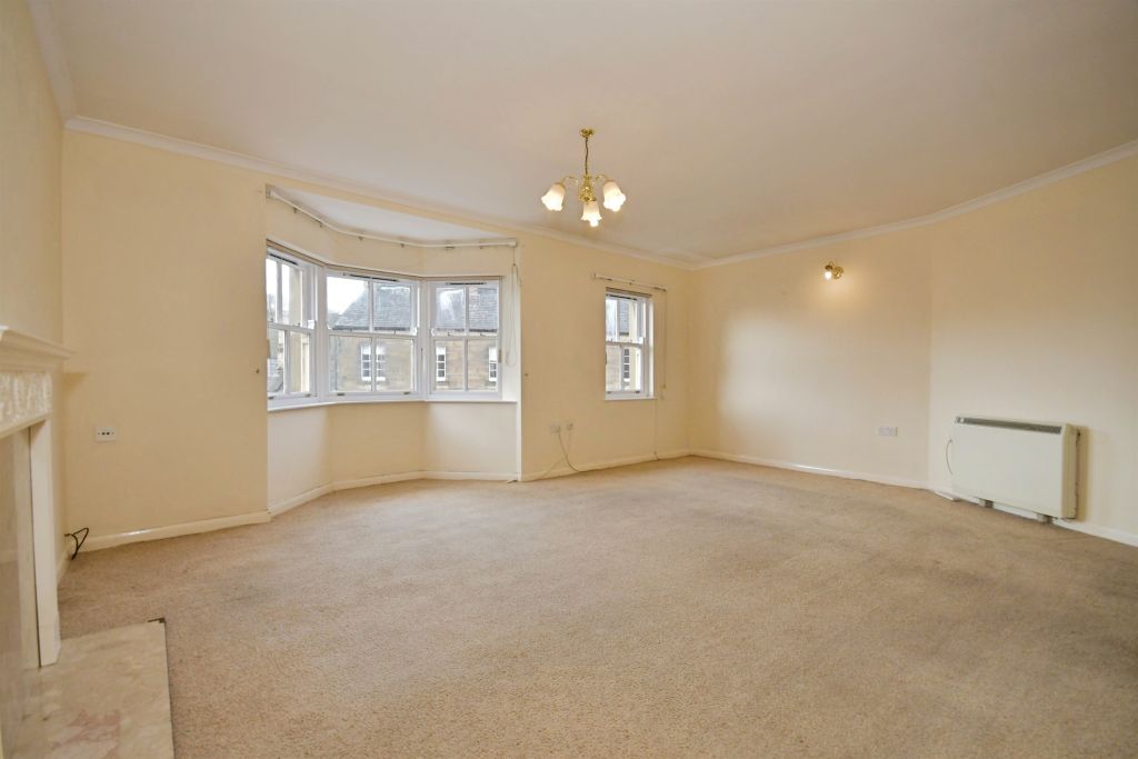 Additional image 2 of 2 bed flat for saleMatlock Street, Bakewell DE45