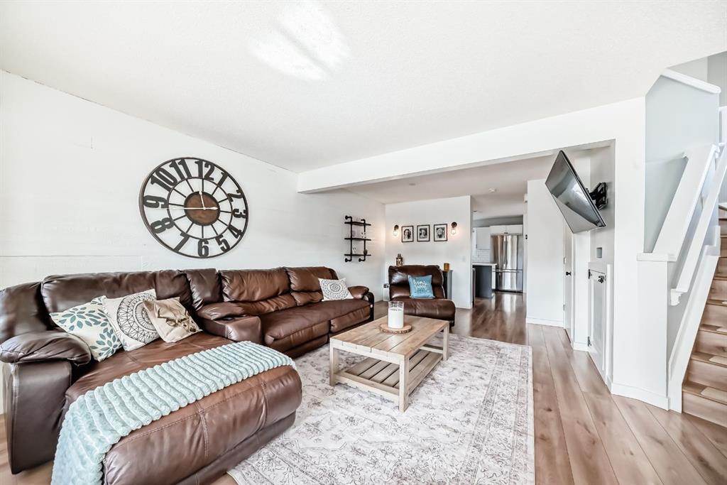 Additional image 5 of 93 Evansford Circle NW, Calgary, AB, T3P0A9