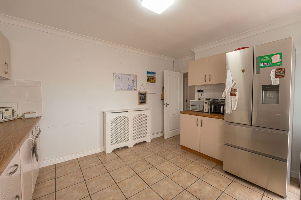 Additional image 6 of 3 bed semi-detached bungalow for saleLlangynidr Road, Beaufort NP23