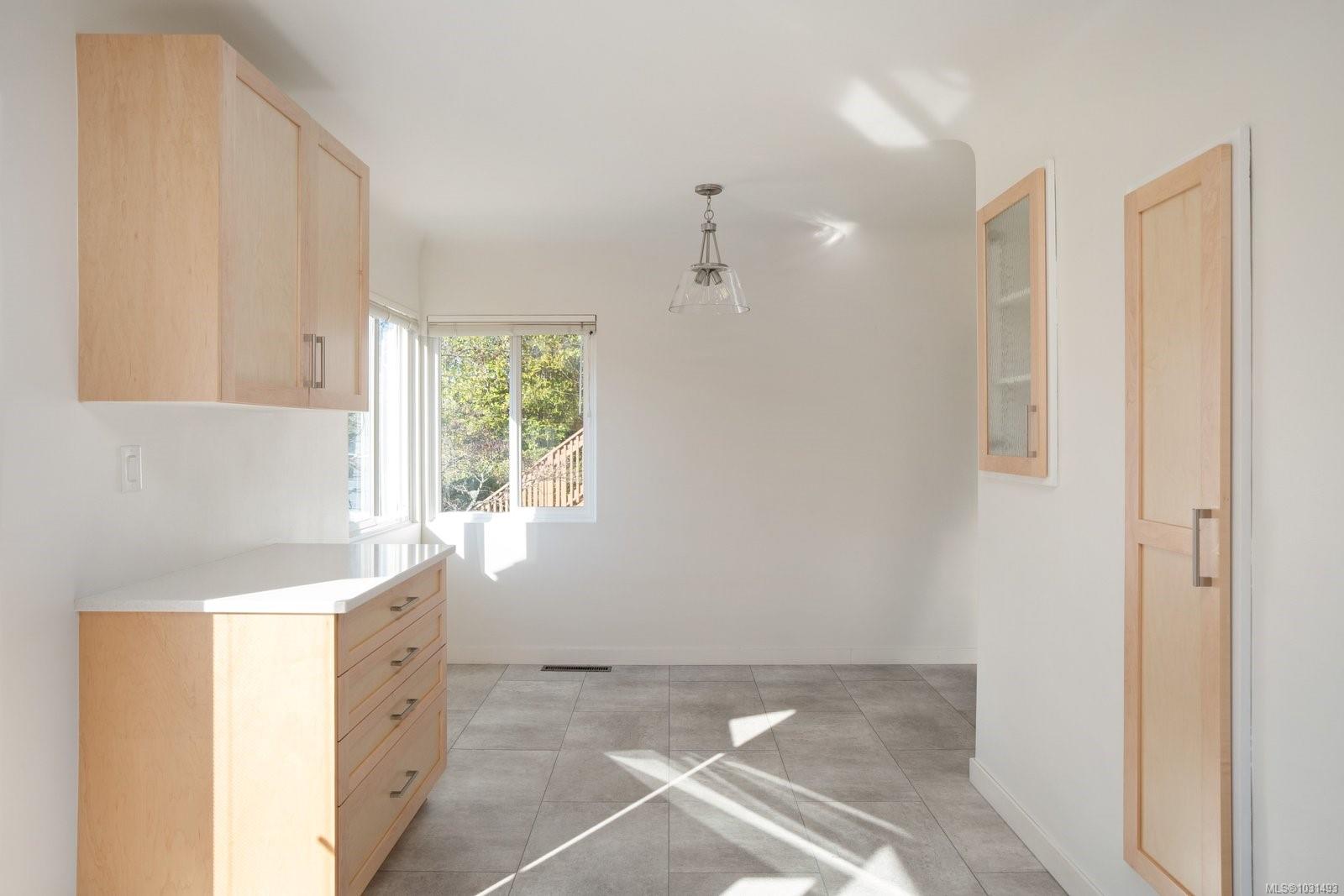 Additional image 6 of 354 Foul Bay Road, Victoria, BC, V8S 4G8